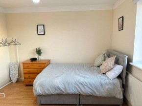 Acacia Wembley Stadium Serviced Apartment by Edens